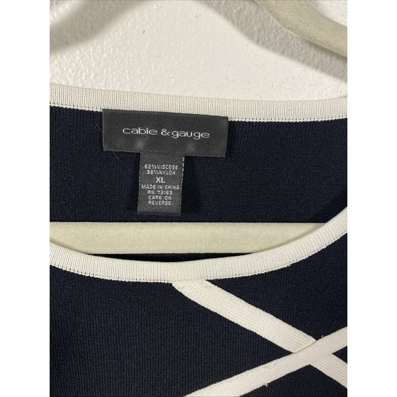 Cable & Gauge Tunic Sweater Women's Size XL Long Sleeve Black Blue Diagonal R1 - Picture 2 of 5